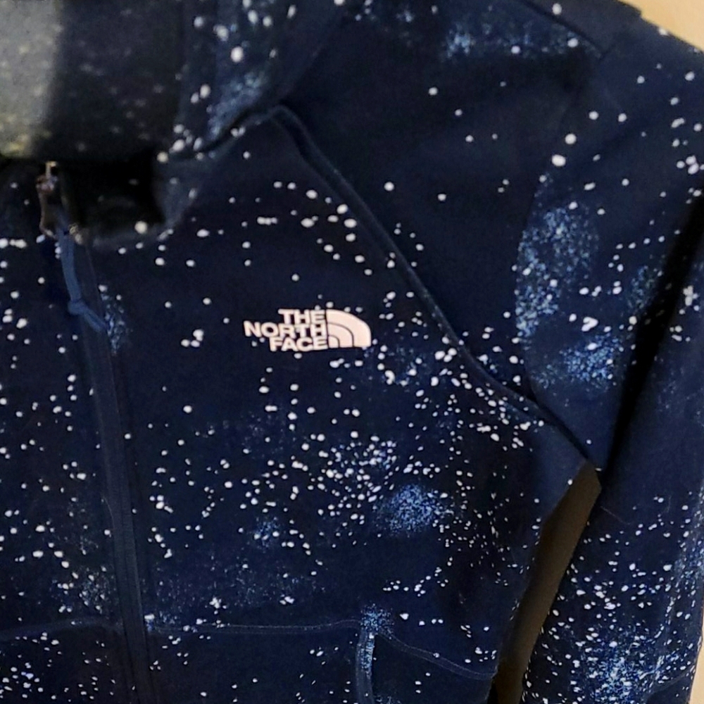 ❄ North Face Light Jacket ❄